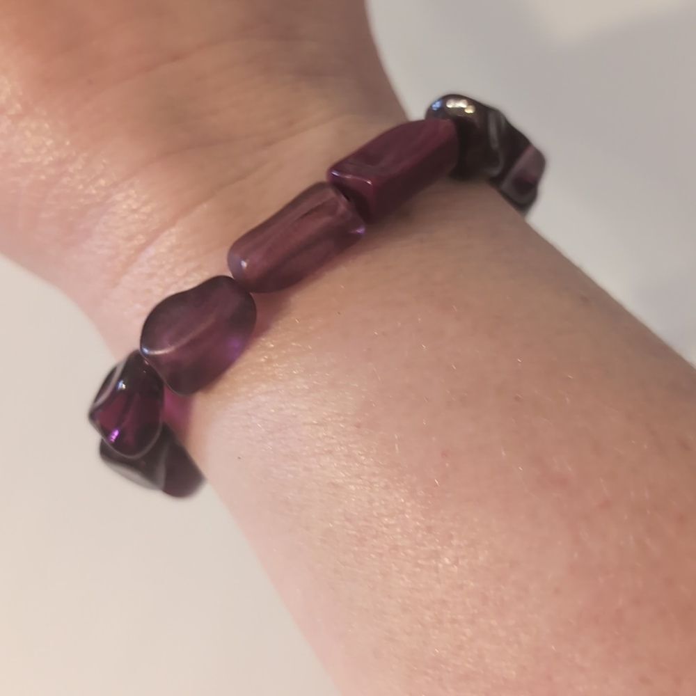 663 Purple Beaded Stretch‎ Bracelet